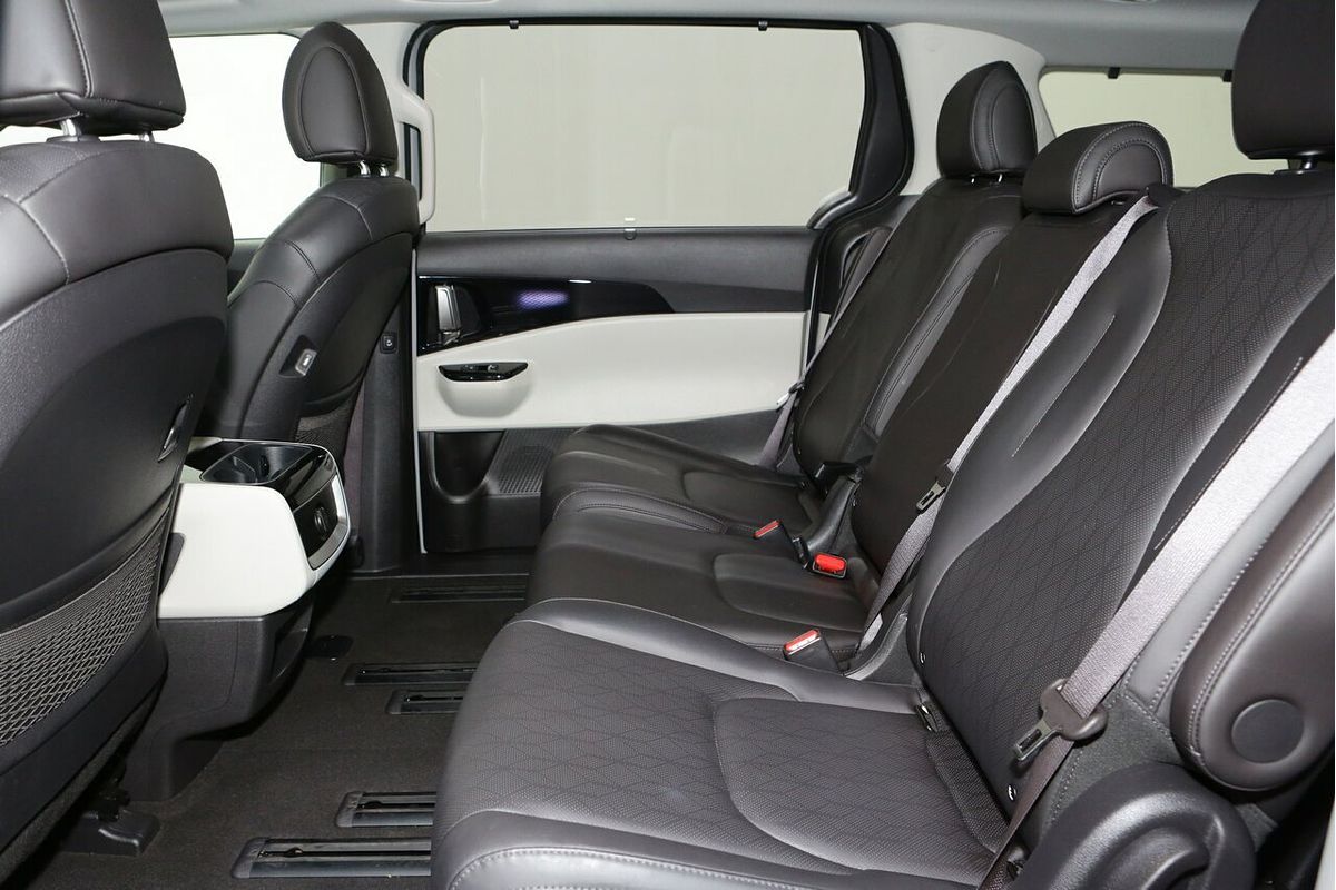 2023 Kia Carnival Platinum KA4