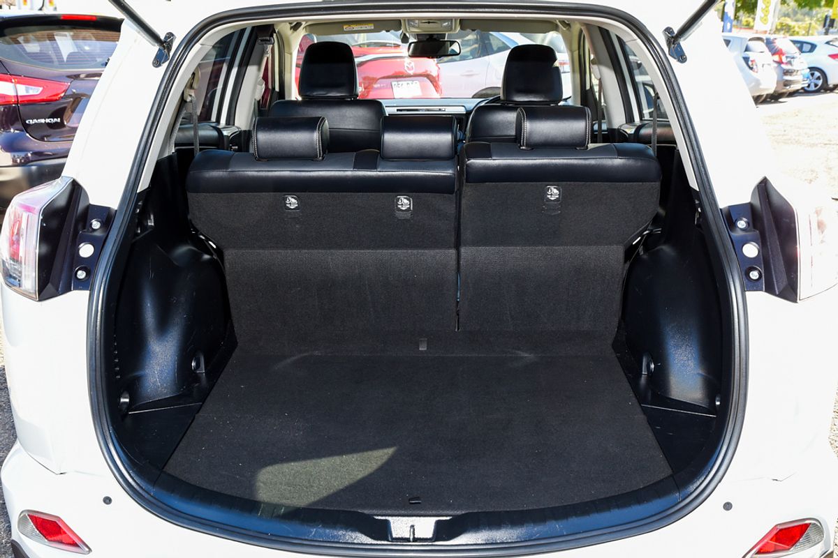 2018 Toyota RAV4 GXL ZSA42R