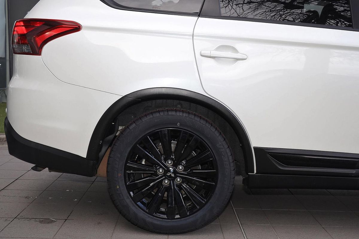 2020 Mitsubishi Outlander Black Edition ZL