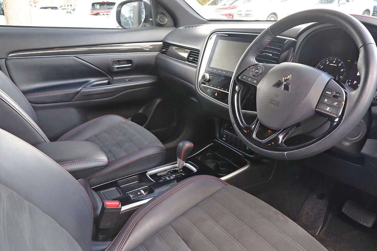 2020 Mitsubishi Outlander Black Edition ZL