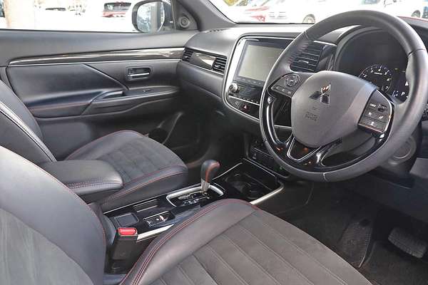 2020 Mitsubishi Outlander Black Edition ZL