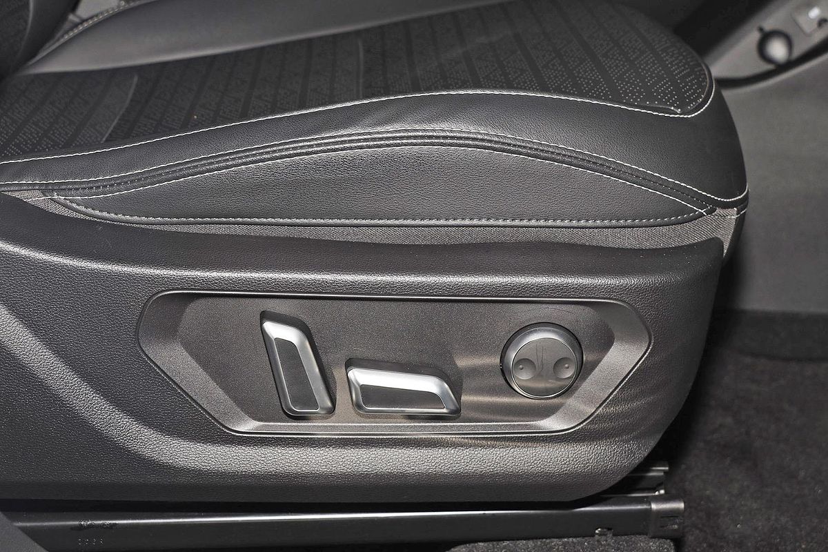 2022 GWM Haval H6 Ultra B01