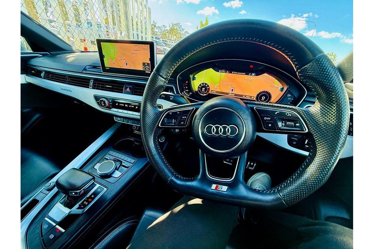 2018 Audi A4 S line B9