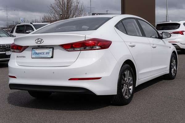 2016 Hyundai Elantra Active AD