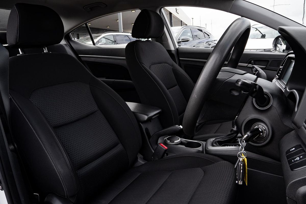 2016 Hyundai Elantra Active AD