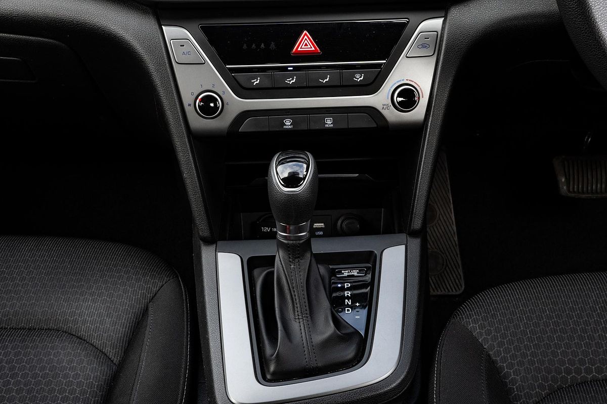 2016 Hyundai Elantra Active AD