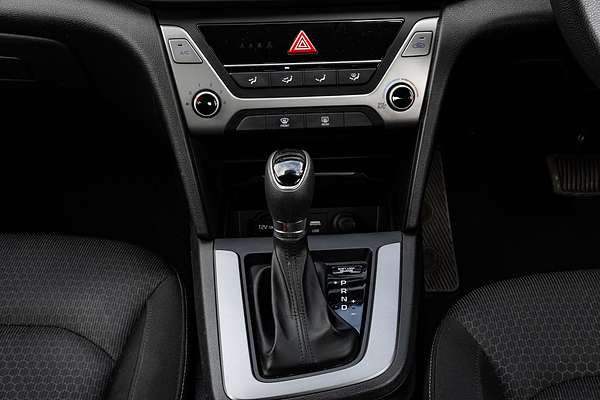 2016 Hyundai Elantra Active AD
