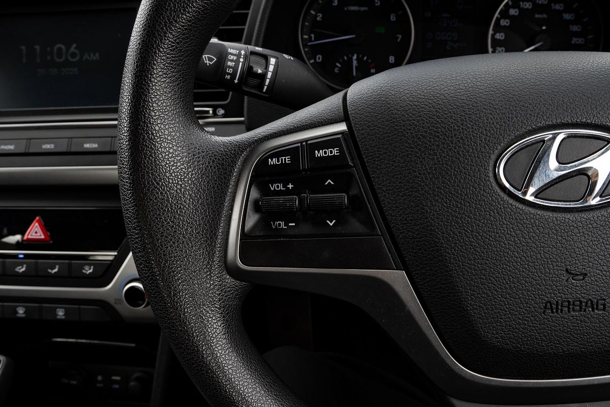 2016 Hyundai Elantra Active AD