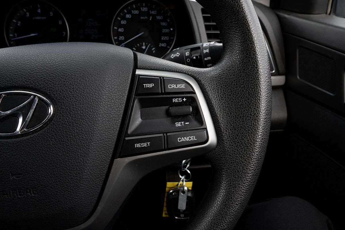 2016 Hyundai Elantra Active AD