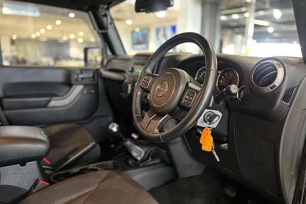 2016 Jeep Wrangler Unlimited Sport JK
