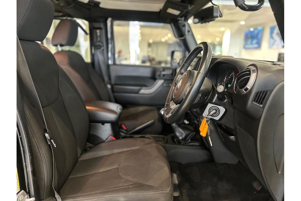 2016 Jeep Wrangler Unlimited Sport JK