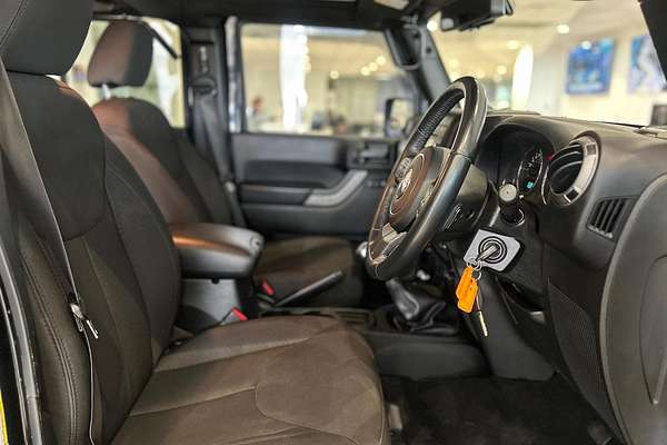 2016 Jeep Wrangler Unlimited Sport JK