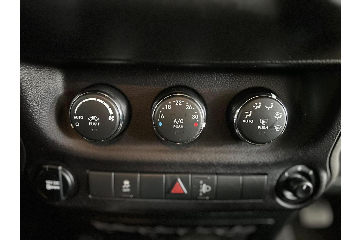 2016 Jeep Wrangler Unlimited Sport JK