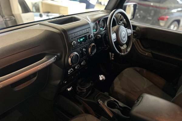 2016 Jeep Wrangler Unlimited Sport JK