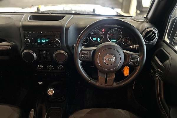 2016 Jeep Wrangler Unlimited Sport JK