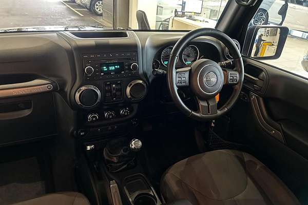 2016 Jeep Wrangler Unlimited Sport JK