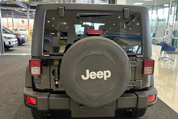 2016 Jeep Wrangler Unlimited Sport JK