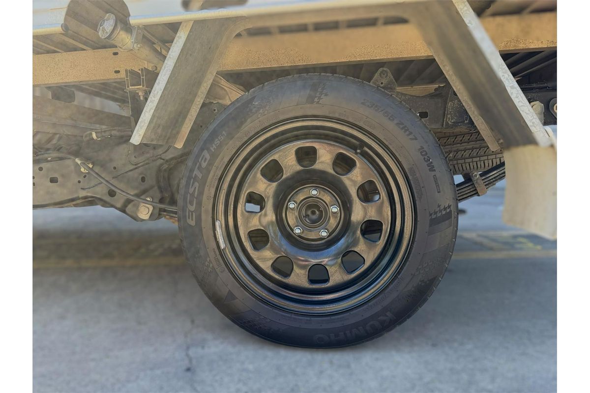 2018 Toyota Hilux Workmate TGN121R MY17