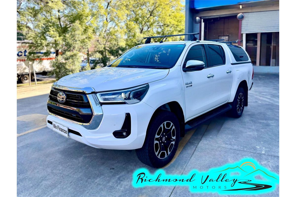 2020 Toyota Hilux SR5 GUN126R