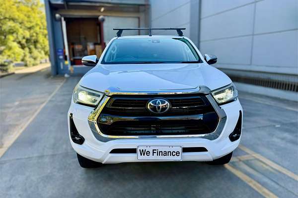 2020 Toyota Hilux SR5 GUN126R