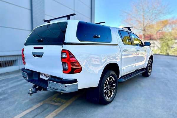 2020 Toyota Hilux SR5 GUN126R