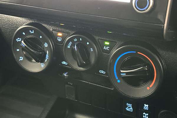 2022 Toyota Hilux SR GUN126R 4X4