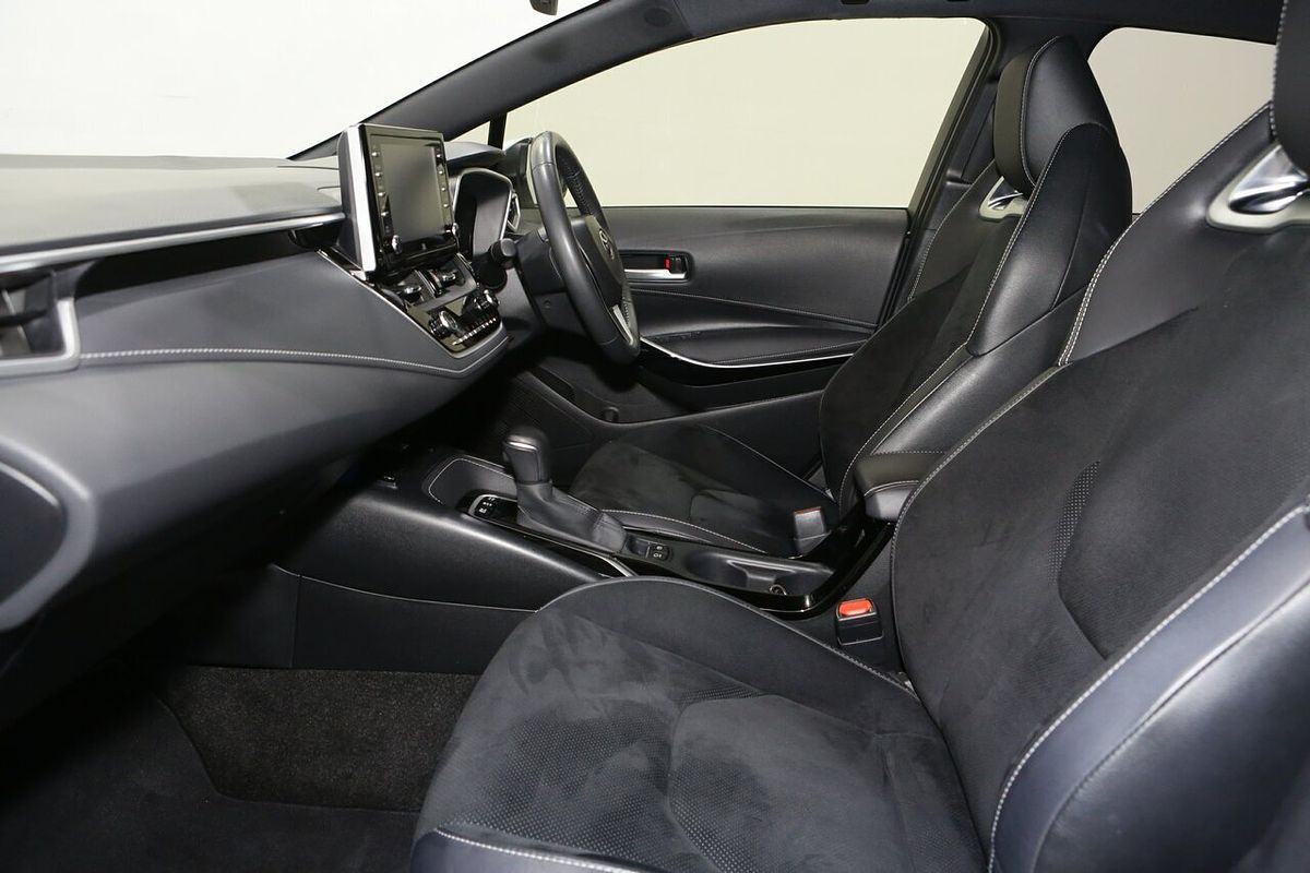 2021 Toyota Corolla ZR Hybrid ZWE211R