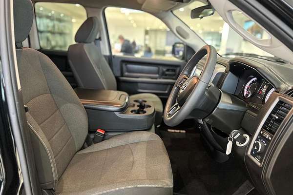 2022 RAM 1500 Express DS 4X4 SWB