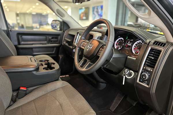 2022 RAM 1500 Express DS 4X4 SWB