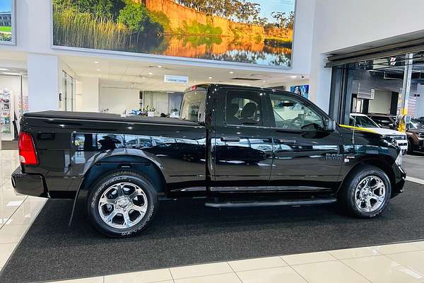 2022 RAM 1500 Express DS 4X4 SWB