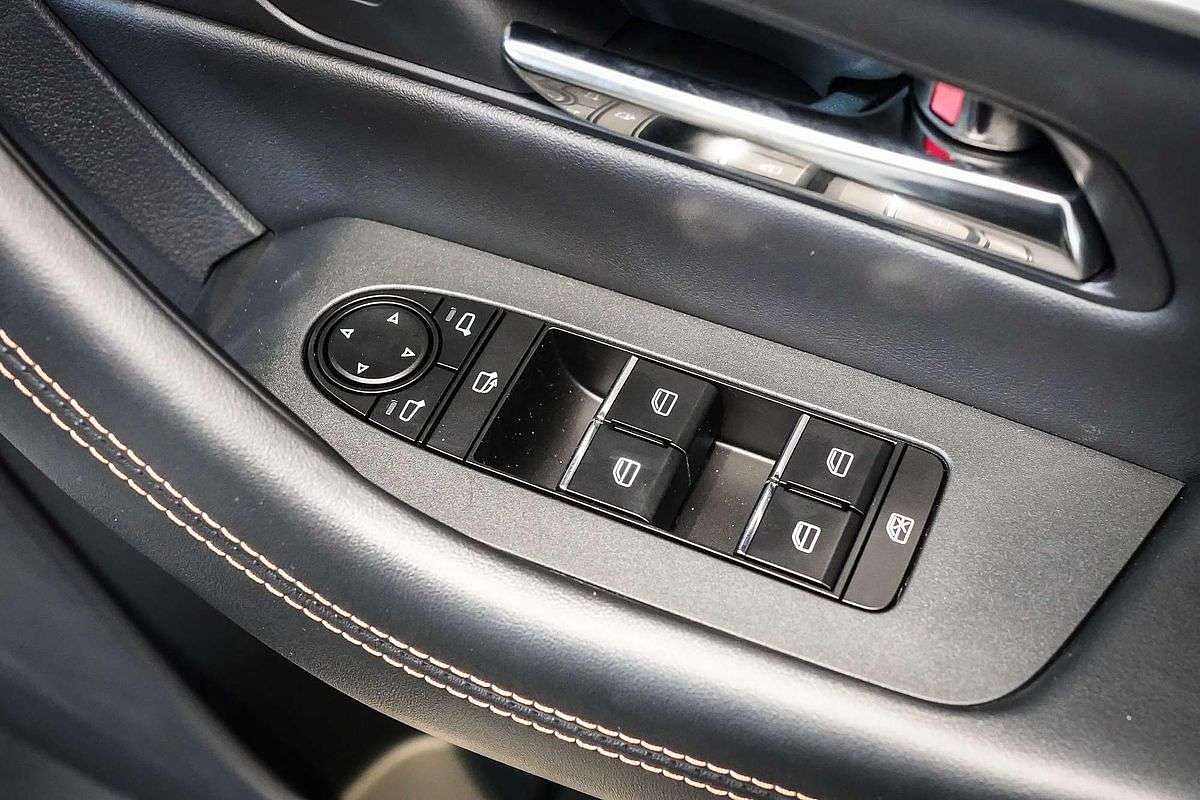 2025 Mazda CX-80 P50e GT KL