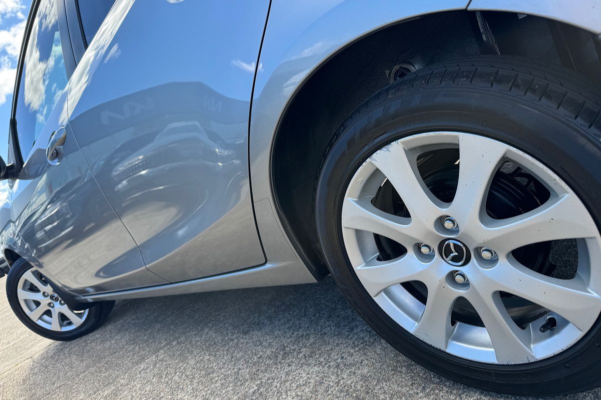 2013 Mazda 2 Neo Sport DE Series 2