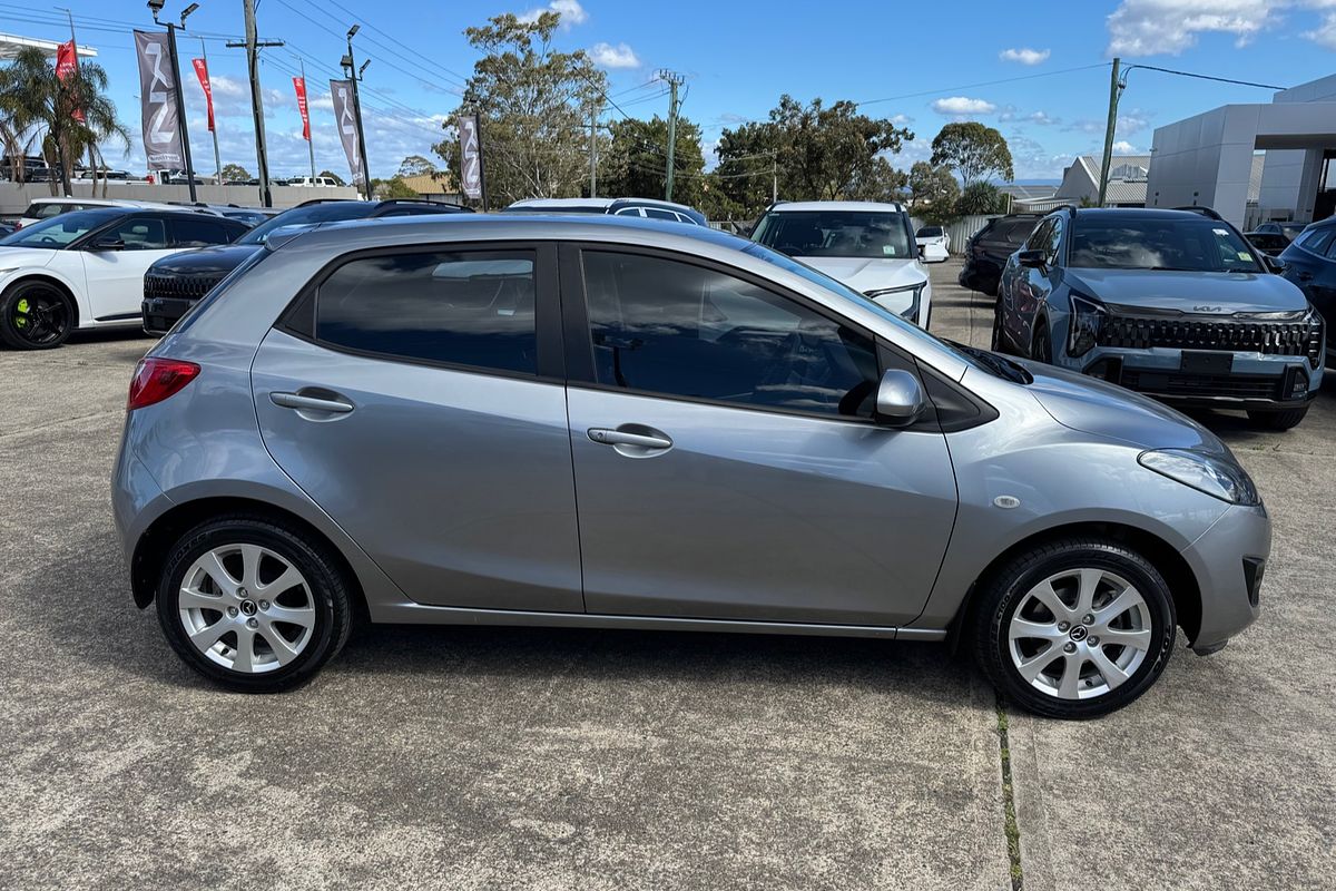 2013 Mazda 2 Neo Sport DE Series 2