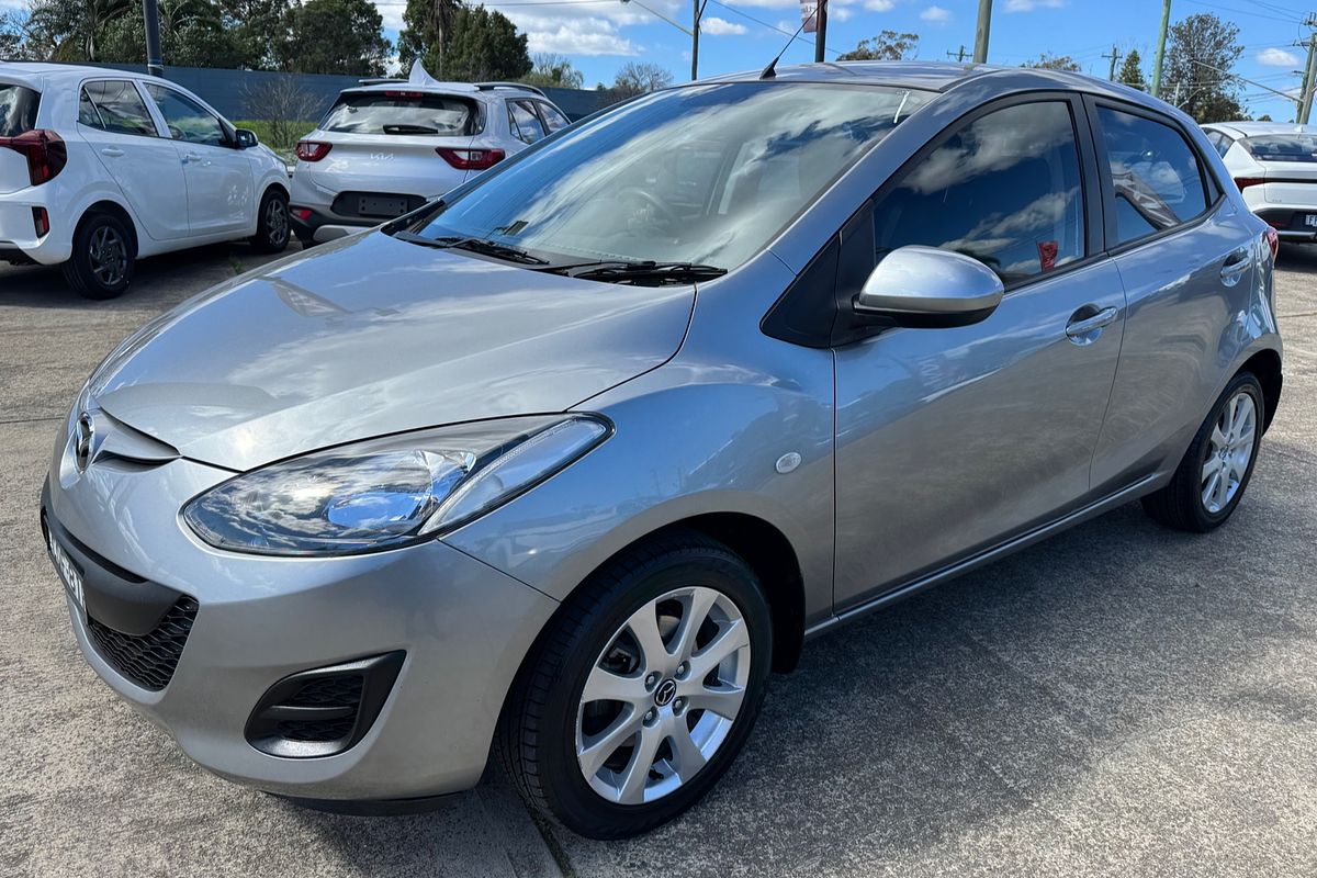 2013 Mazda 2 Neo Sport DE Series 2