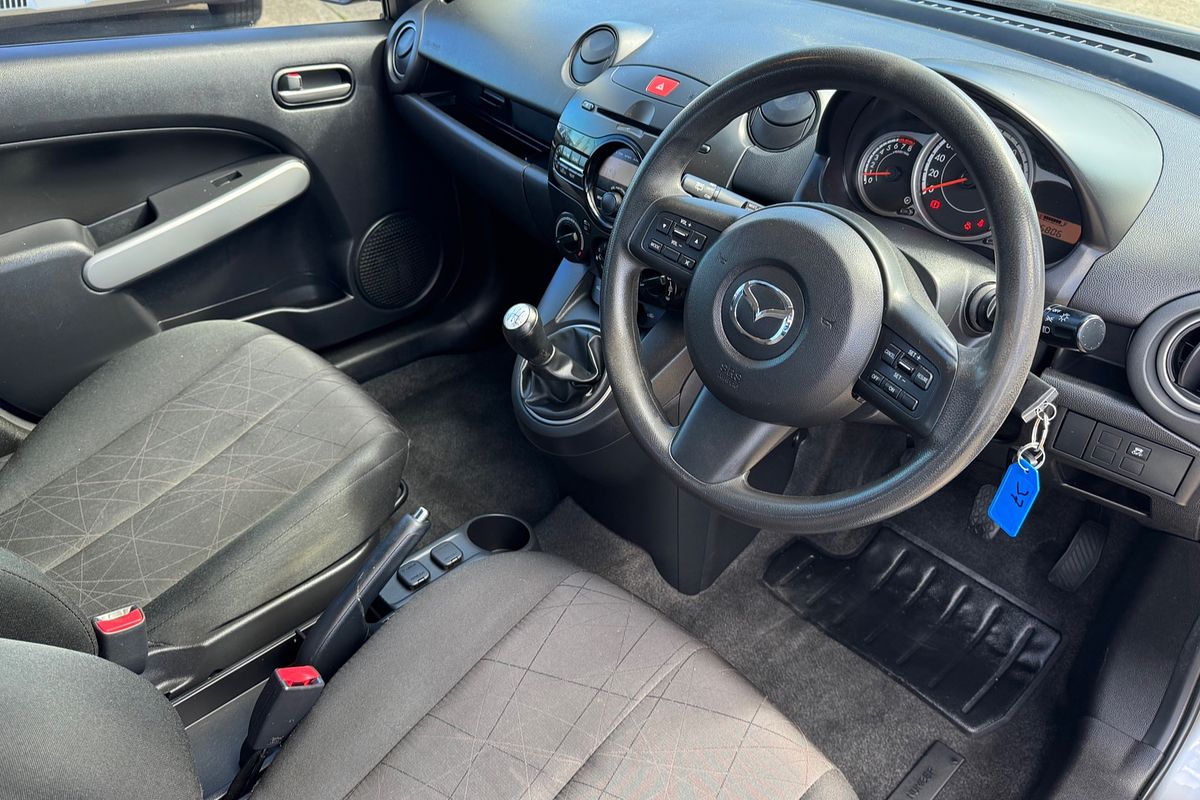 2013 Mazda 2 Neo Sport DE Series 2