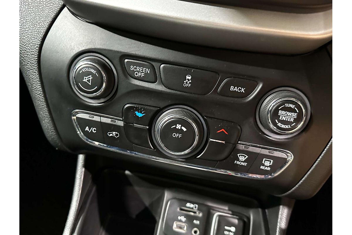 2017 Jeep Cherokee Sport KL