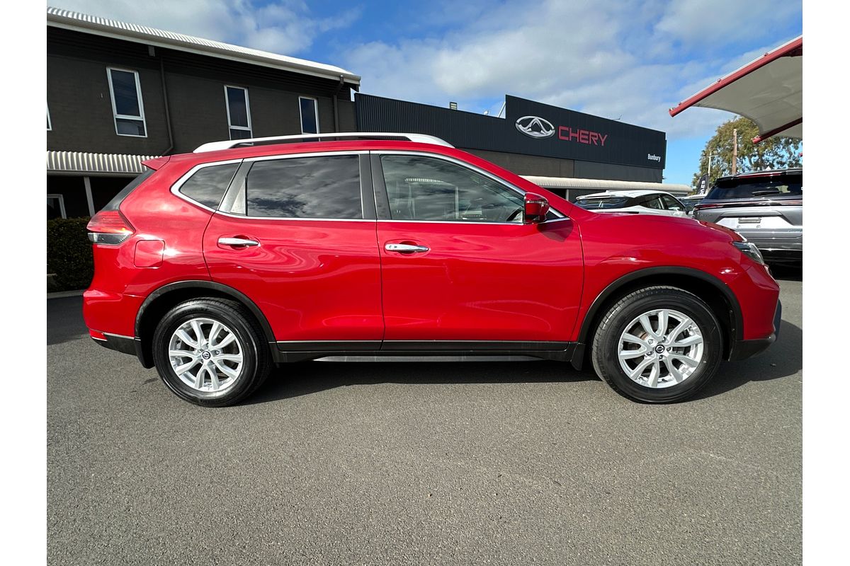 2017 Nissan X-TRAIL ST-L T32 Series II