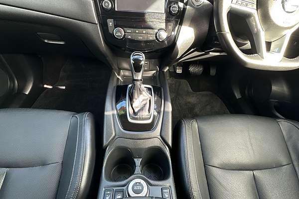 2017 Nissan X-TRAIL ST-L T32 Series II