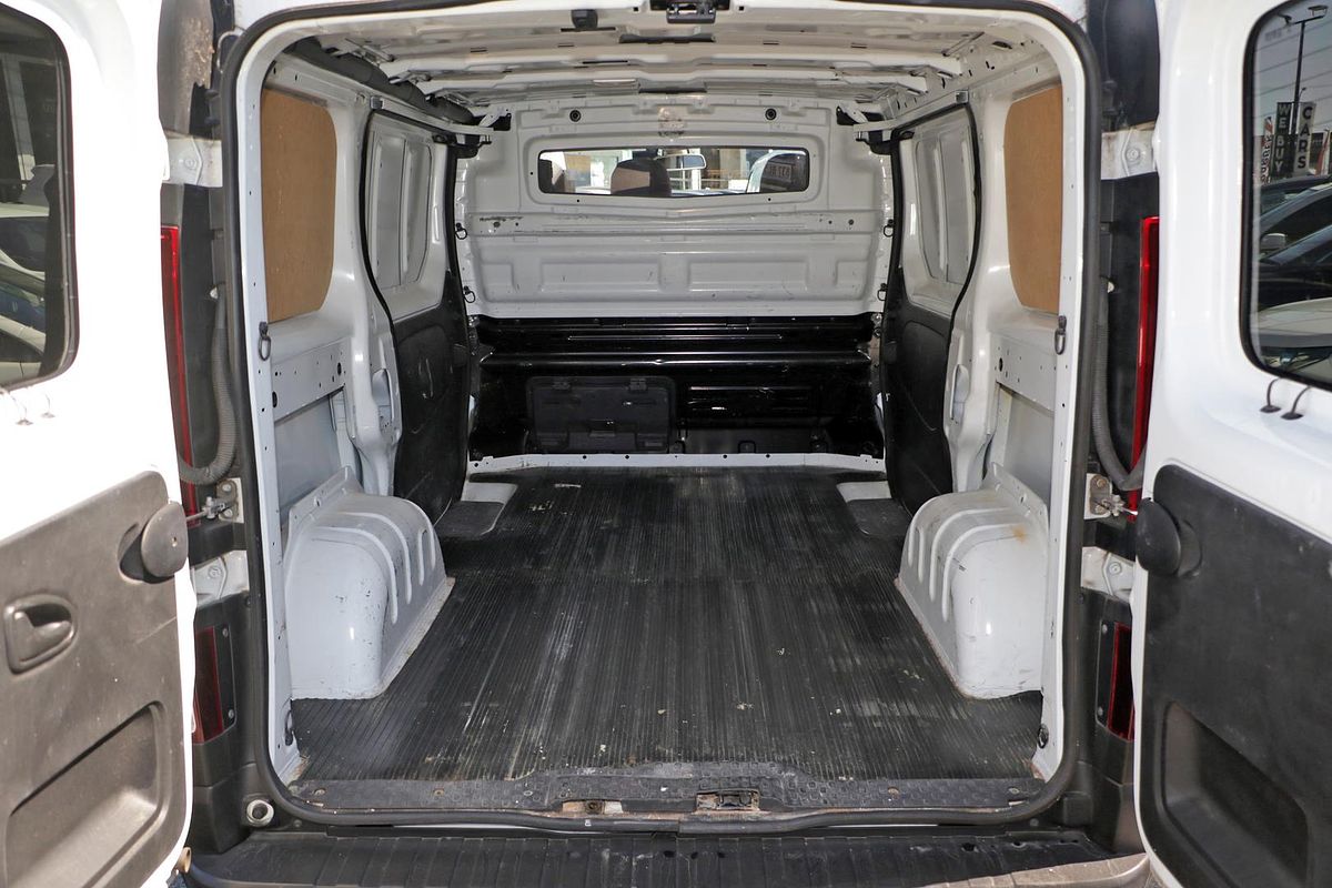 2021 Mitsubishi Express GLX SN SWB