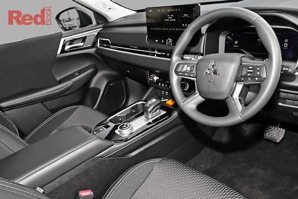 2025 Mitsubishi Outlander ES ZM