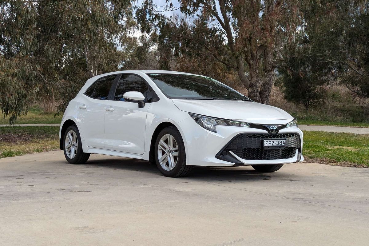 2020 Toyota Corolla Ascent Sport MZEA12R