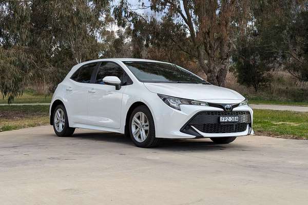 2020 Toyota Corolla Ascent Sport MZEA12R