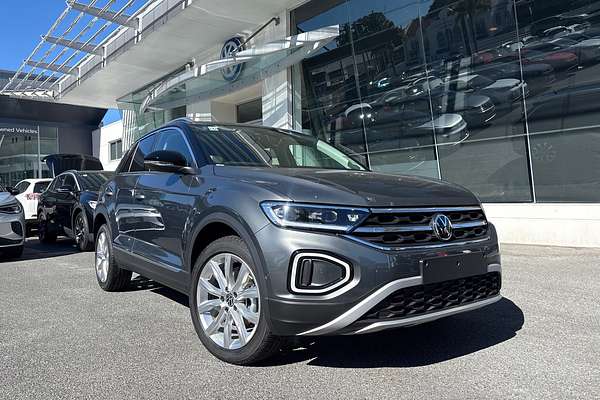 2025 Volkswagen T-Roc 110TSI Style D11