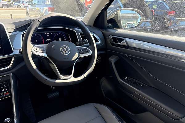 2025 Volkswagen T-Roc 110TSI Style D11