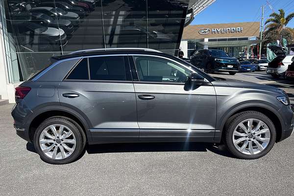 2025 Volkswagen T-Roc 110TSI Style D11