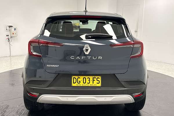 2022 Renault Captur Life XJB