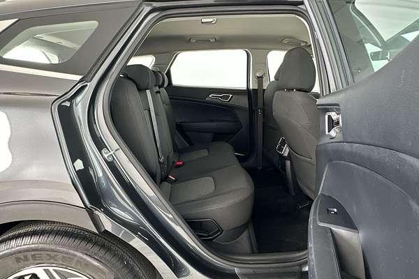 2023 Kia Sportage S NQ5