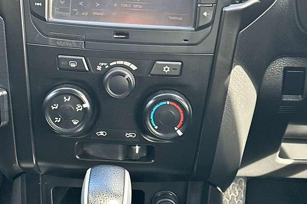 2018 Isuzu D-MAX SX 4X4