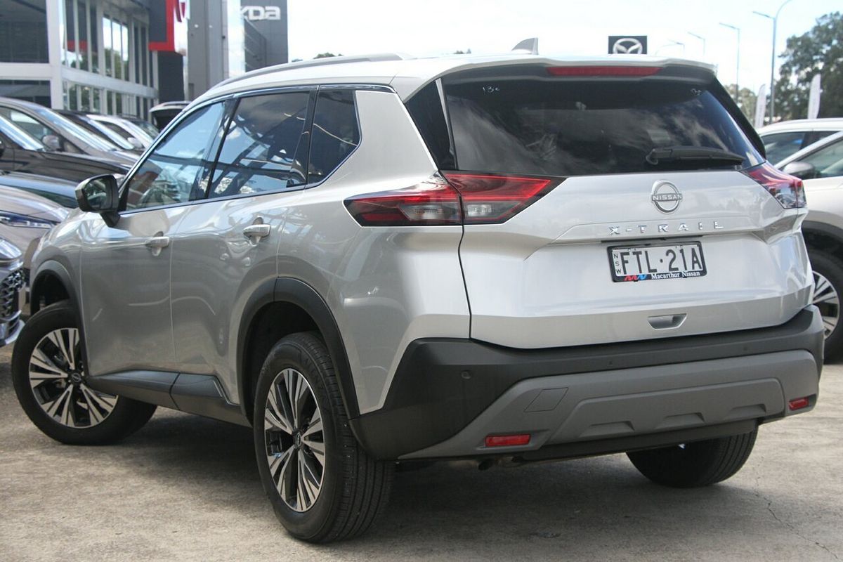 2024 Nissan X-TRAIL ST-L T33