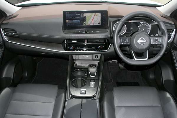 2024 Nissan X-TRAIL ST-L T33
